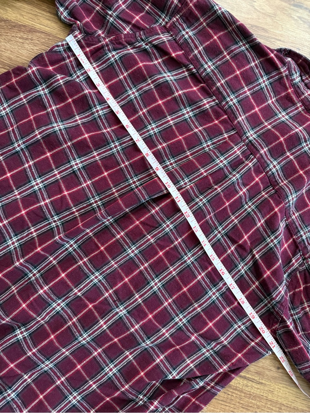 Wrangler Men's Red Plaid Long-Sleeve Button-Down Shirt - Picture 9 of 13